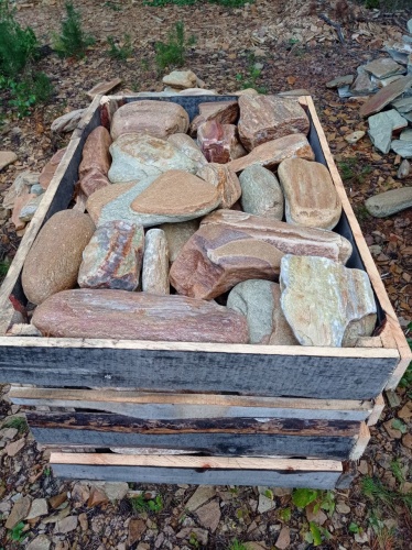 Златолит жёлтый, жёлто-зелёный глыбки и валуны для ланшафтного дизайна купить в Мурманской области