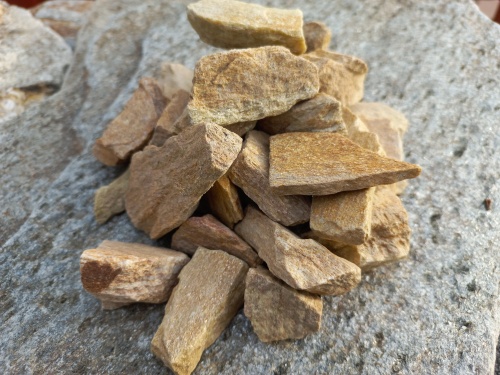 Златолит жёлтый декоративная каменная крошка купить в Мурманской области