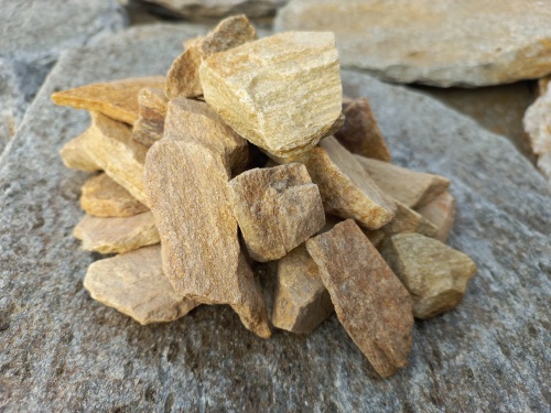 Златолит жёлтый декоративная каменная крошка купить в Мурманской области