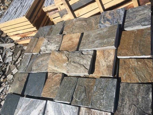 Плитка пилёная златолит Уральский для цоколя, отмостки купить в Мурманской области