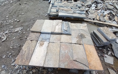 Плитка пилёная златолит Уральский для цоколя, отмостки купить в Мурманской области