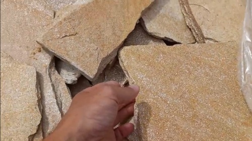 Плитняк златолит жёлтый золотистый для отмостки купить в Мурманской области