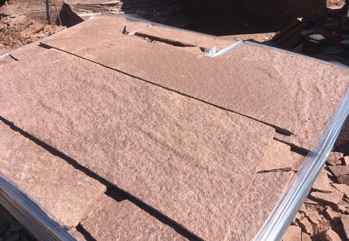 Плитняк лемезит бордовый для цоколя 1,5-2 см купить в Мурманской области