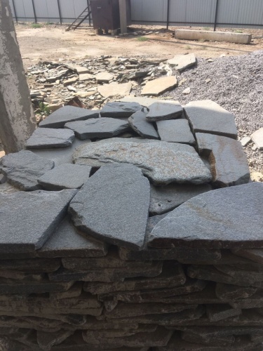 Златолит серебристый галтованный для лестниц купить в Мурманской области